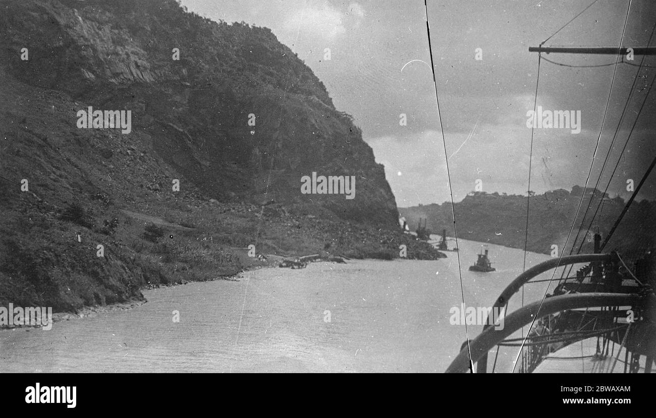 Culebra Cut , canale di Panama , una valle artificiale che taglia il divario continentale a Panama 6 aprile 1920 Foto Stock