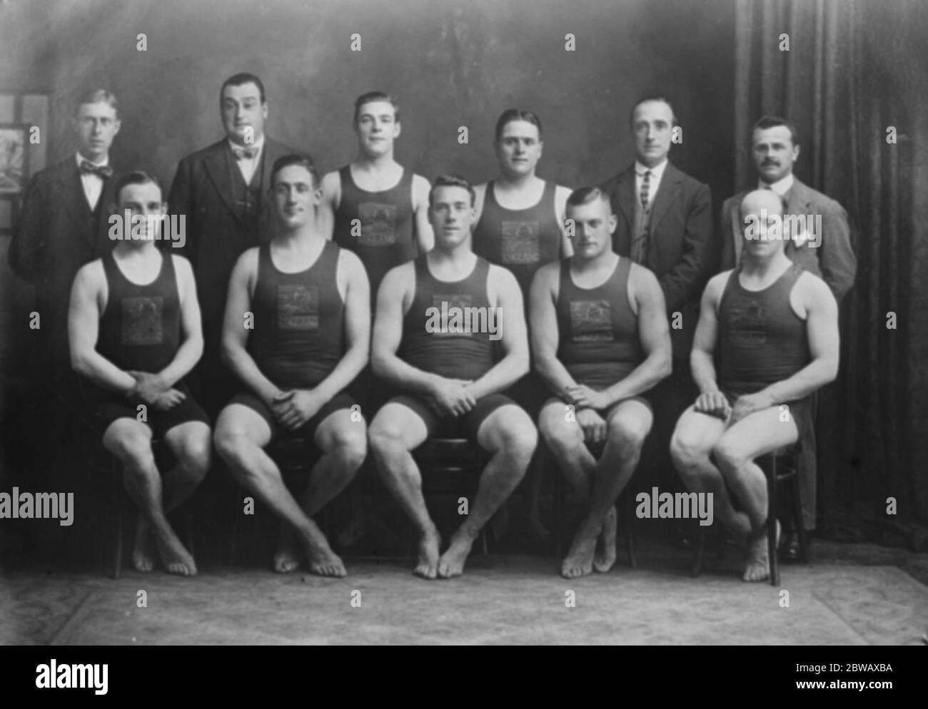 Partita internazionale di polo acquatico . Inghilterra contro Irlanda . Team inglese . 7 settembre 1922 Foto Stock