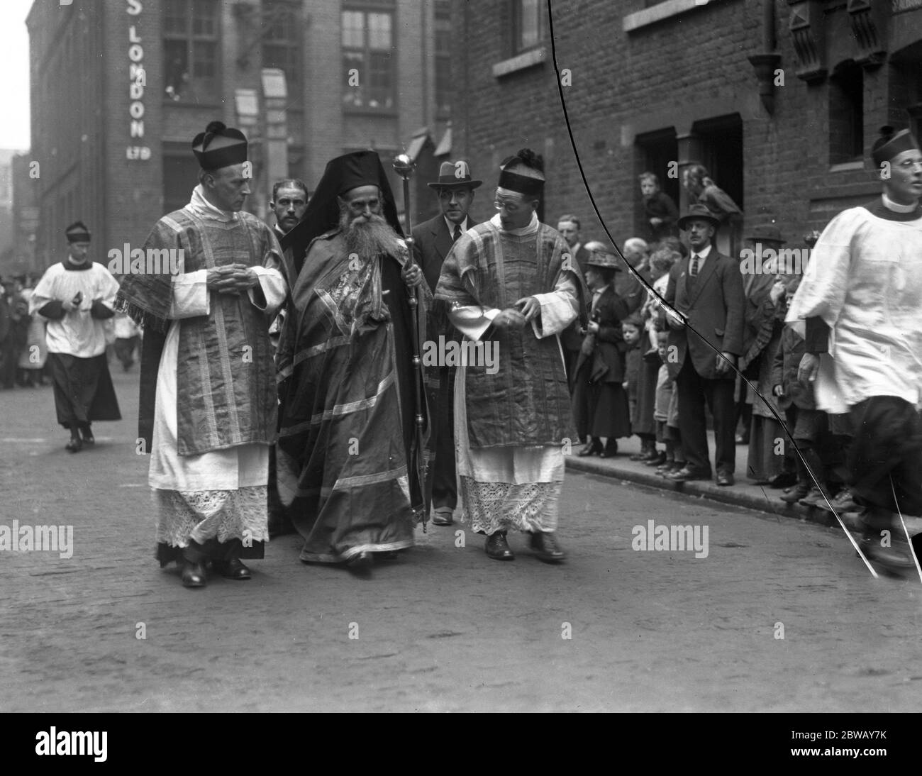 Il primo congresso anglo-cattolico a Londra . Il Patriarca di Cipro e i suoi sostenitori . 3 luglio 1920 Foto Stock