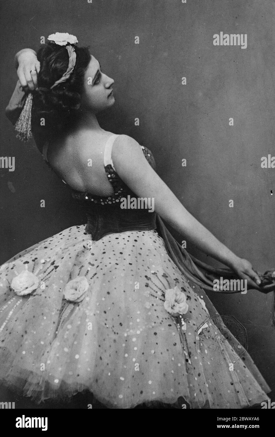 Mosca 17 anni stella . Grande successo al Teatro Bolshoi . La signorina Avramova , bella ragazza di 17 anni , che quest'anno ha fatto un grande successo nel Teatro Bolshoi . 22 gennaio 1923 Foto Stock