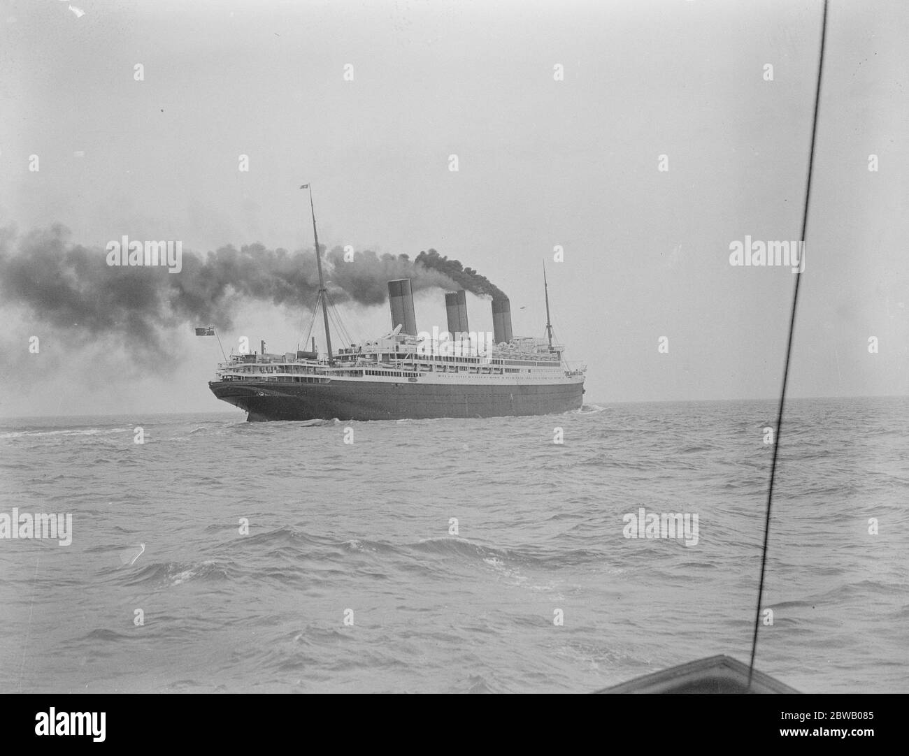 La nave più grande del mondo arriva a Southampton la nuova nave White Star Liner RMS Majestic la nave più grande del mondo è arrivata a Southampton lunedì 10 aprile 1922 da Cuxhaven Foto Stock