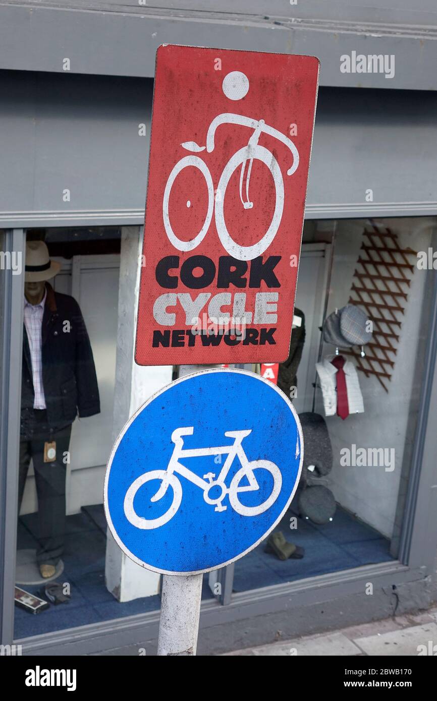 Cork Cycle Network Sign Cork City Ireland Sign for Bicycle Route in Cork City Centre Republic of Ireland Foto Stock