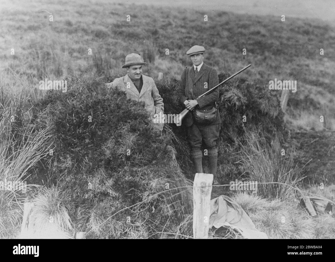 Sir Hari Singh in Scozia . Una fotografia finora inedita di Sir Hari Singh sparando sulle brughiere quando era inquilino di Douglas Castle , Lanarkshire , Scozia . 16 dicembre 1924 Foto Stock