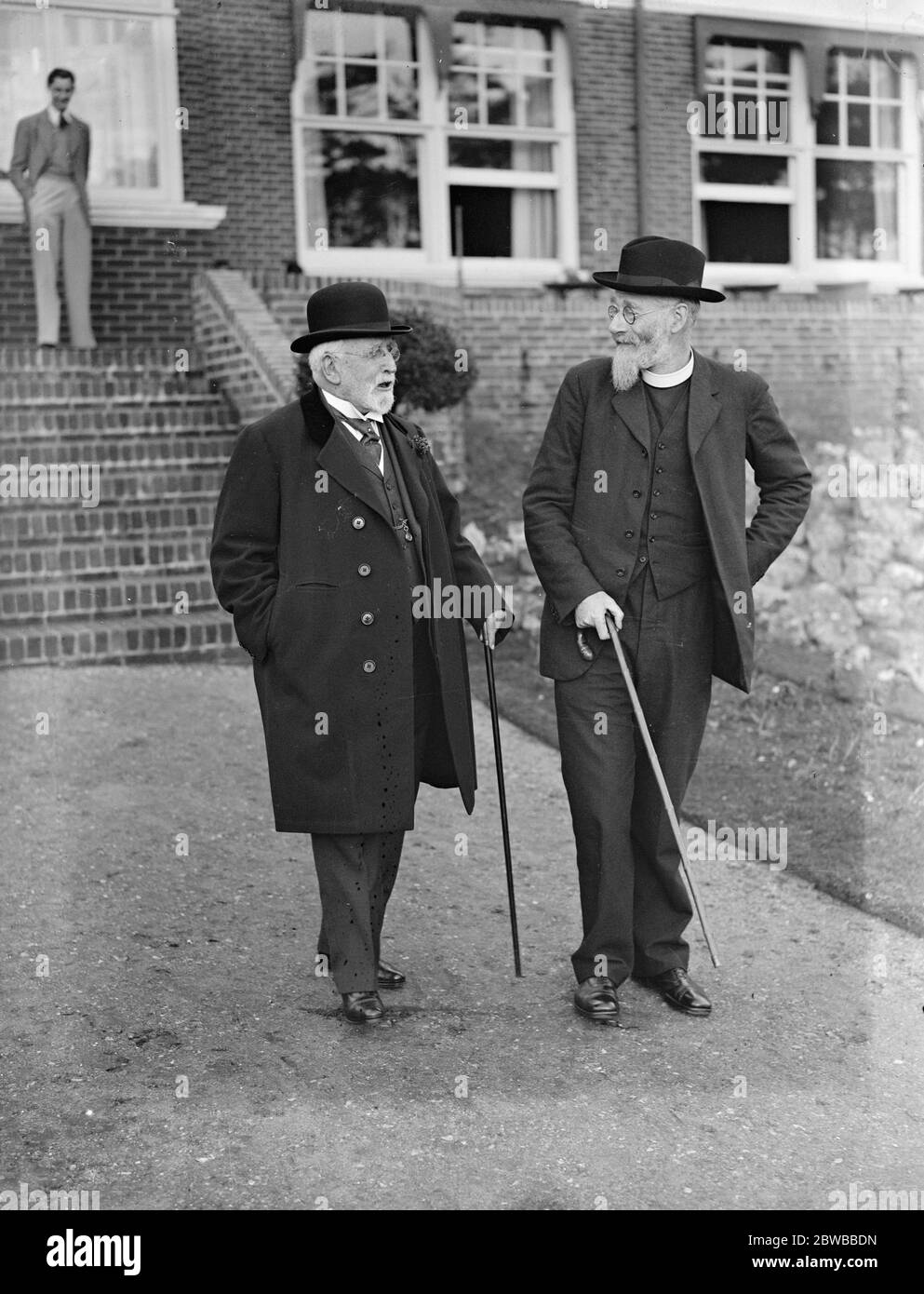 Festa della Casa del Gruppo di Oxford al Burlington Hotel , Bournemouth . Sir Evan Spicer (a sinistra) e Canon B H Streeter, Provost of Queen' s College di Oxford. 1936 Foto Stock