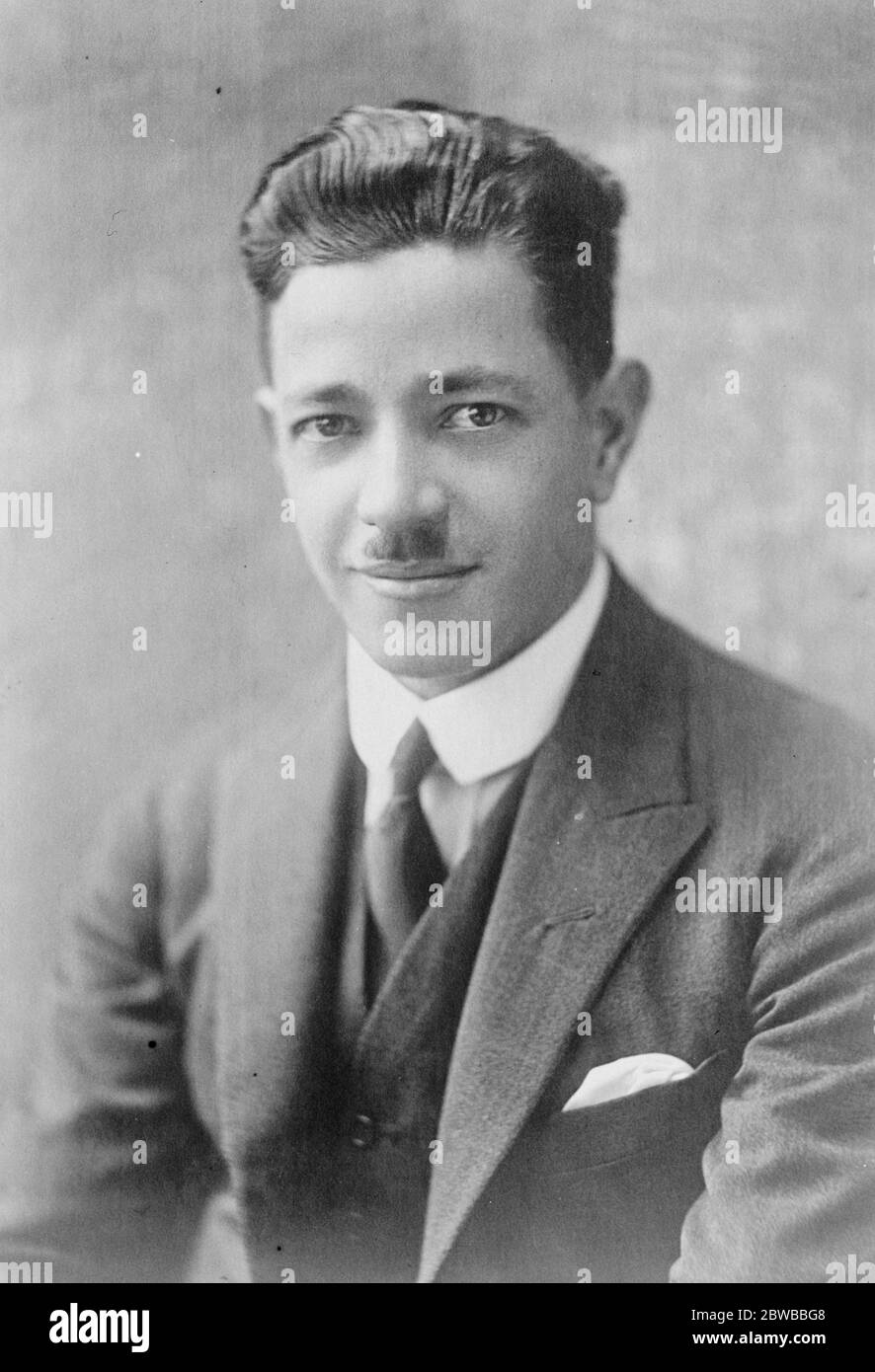 Vincitore australiano della borsa di studio di Roma in architettura 1927 . E' stato annunciato che la Borsa di Roma in architettura 1927 è stata vinta dal signor R Peroy Cummings , nato a Queensland, Australia. Signor Cummings. 22 giugno 1927 Foto Stock