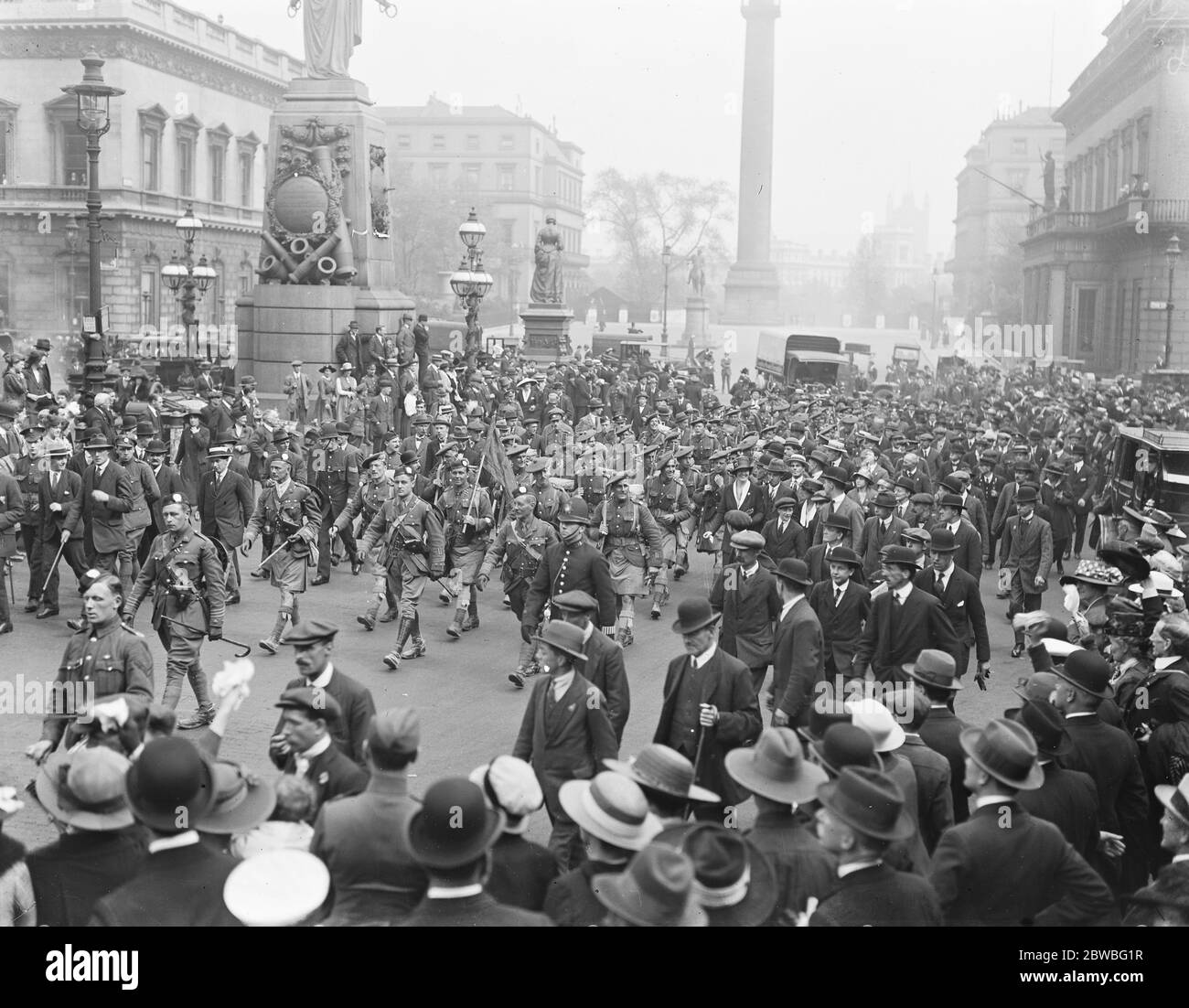Arrivo della London Scottish a Londra maggio 1919 Foto Stock