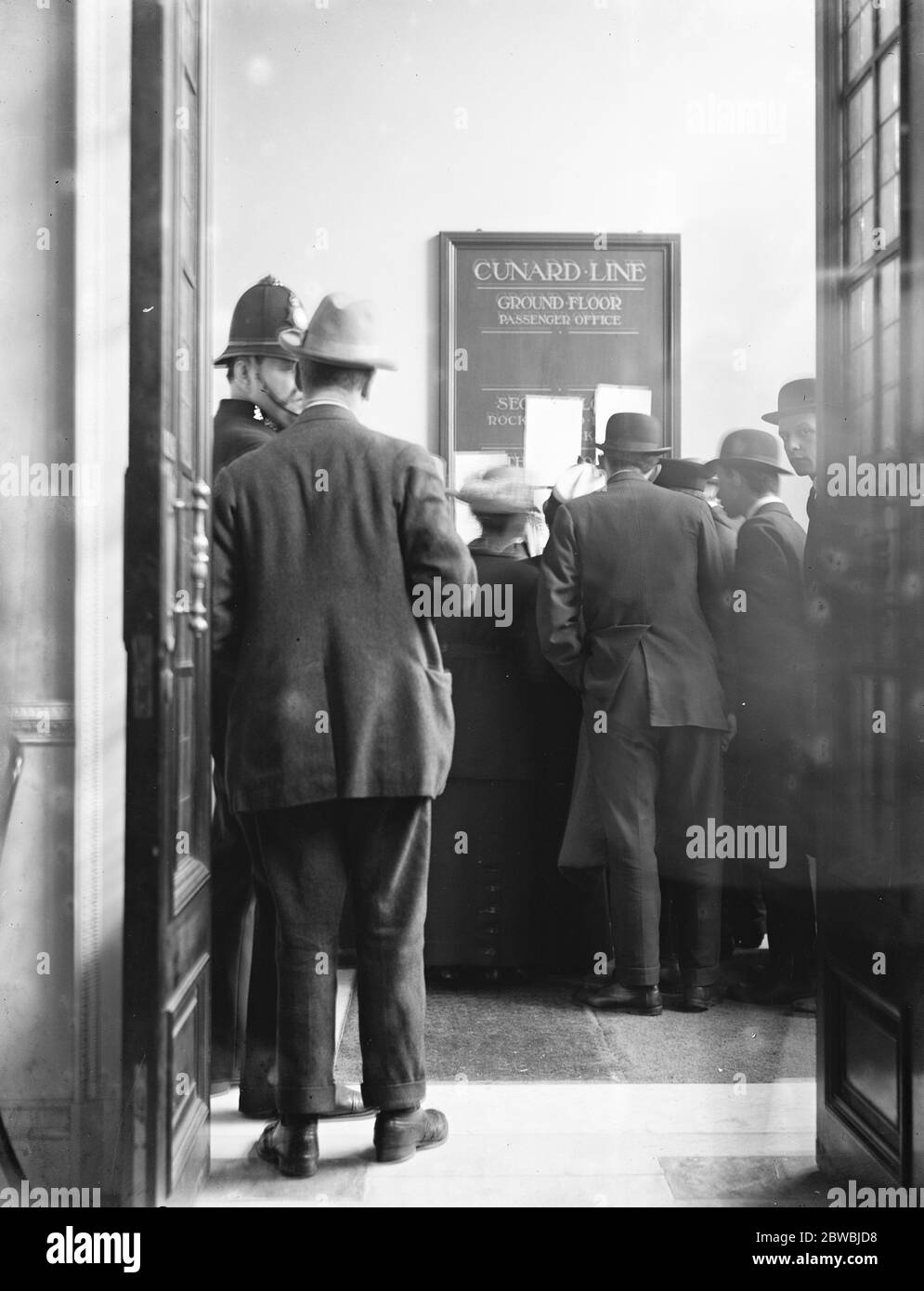 L'affondamento dell'inchiesta Lusitania presso gli uffici di Cunard 15 giugno 1915 Foto Stock