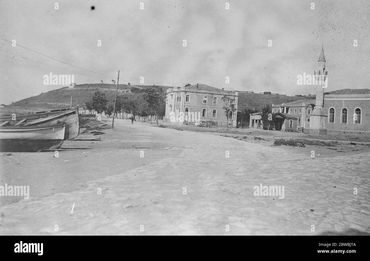 Çanakkale in Turchia vicino al fronte dell'acqua 1922 dicembre Foto Stock