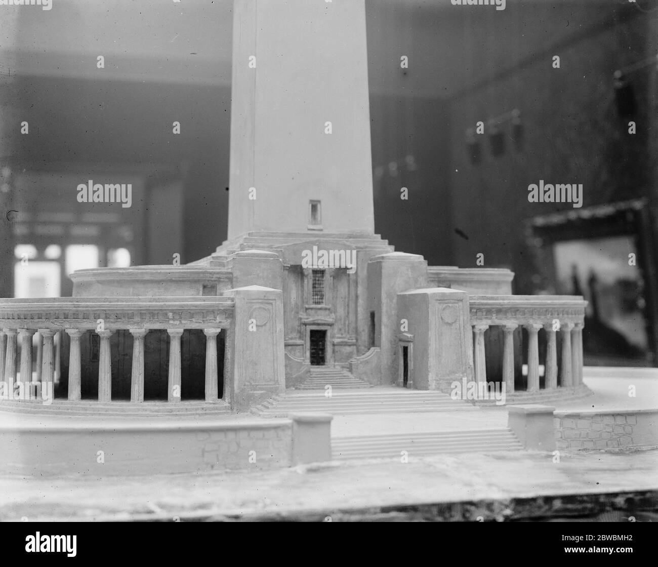 Il Monte degli Ulivi Memorial agli eroi di Allenby . Dettagli della scultura , porta sud (ingresso principale) . Il disegno è del sig. W J Palmer Jones . 16 dicembre 1919 Foto Stock