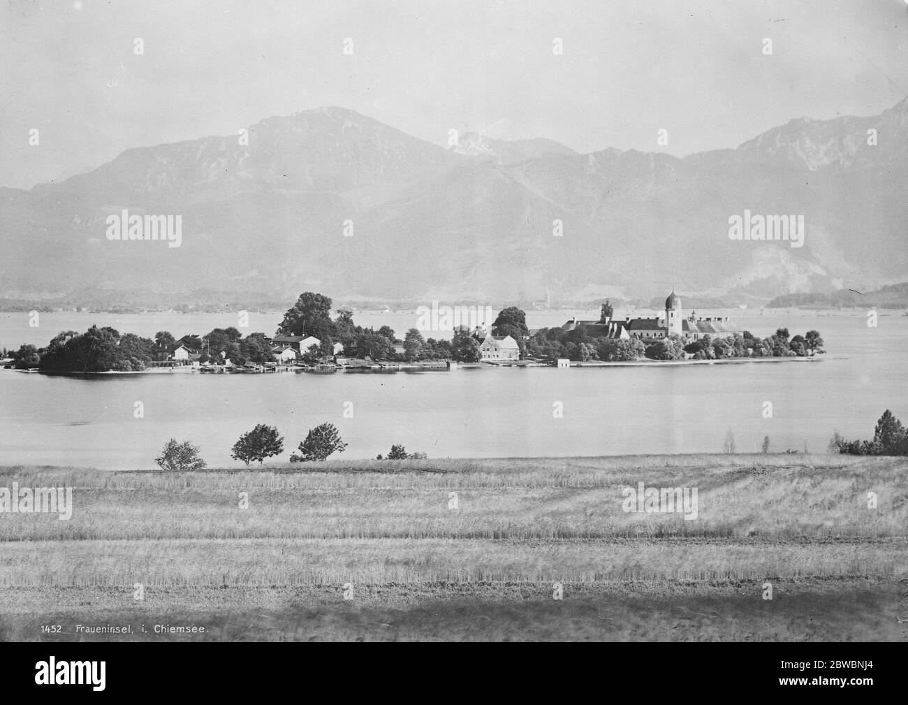 Reale Abbess del nono secolo reso santo in Germania la Chiesa cattolica romana sta andando aggiungere un altro nome al catalogo dei santi , quello di Irmingard Abbess di Fraueninael , Che viveva più di 1000 anni fa sull' isola in uno dei laghi della Baviera meridionale , il Chiemsee 18 agosto 1922 Foto Stock