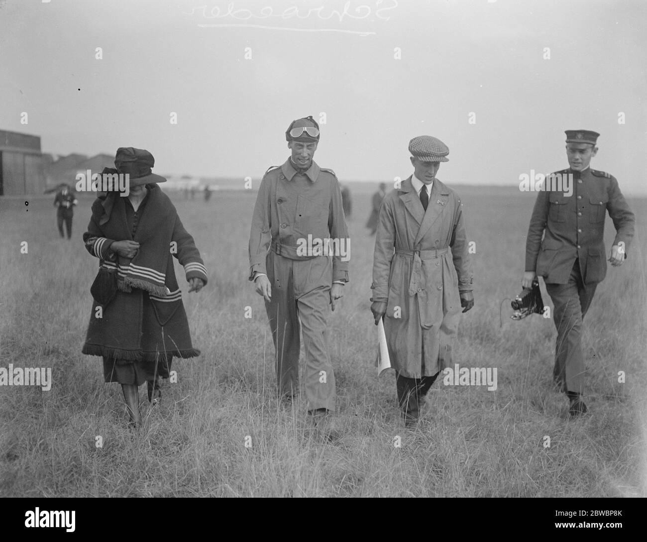 La gara aerea dell'anno a destra a sinistra , Capitano De la Ferriere , Comandante Briggs e Major Sewell 27 settembre 1920 Foto Stock