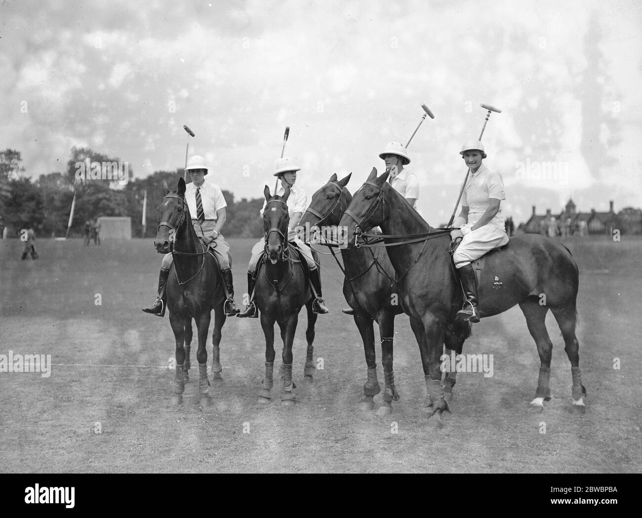 Le Signore Inter Club Polo a Ranelagh - Ranelagh Team la signora Philip Fleming , Hon Mrs Murray , Lady Priscilla Willoughby e la signora John Bott 1937 Foto Stock