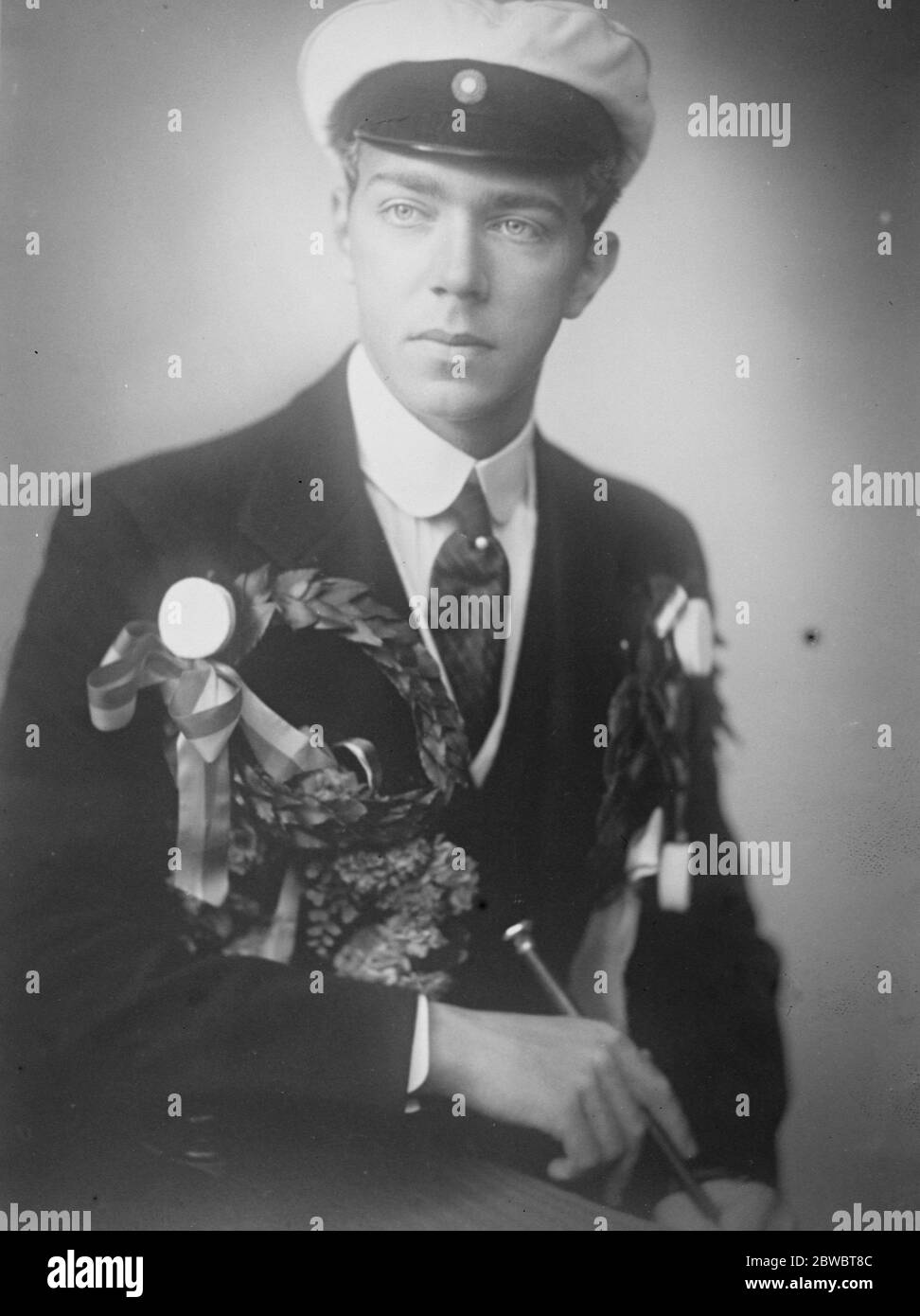 Futuro Re prende il suo B Principe Gustav Adolf di Svezia , figlio maggiore del Principe ereditario , fotografato in occasione della sua presa del suo B A all'Università di Stoccolma 16 maggio 1925 Foto Stock