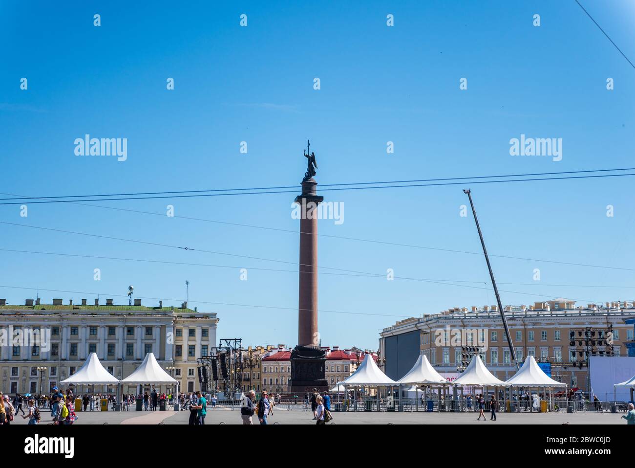 Colonna della vittoria dell'imperatore Tzar Alessandro i Russo, un memoriale alla vittoria della Russia sulla Francia di Napoleone, a San Pietroburgo, Russia. Foto Stock