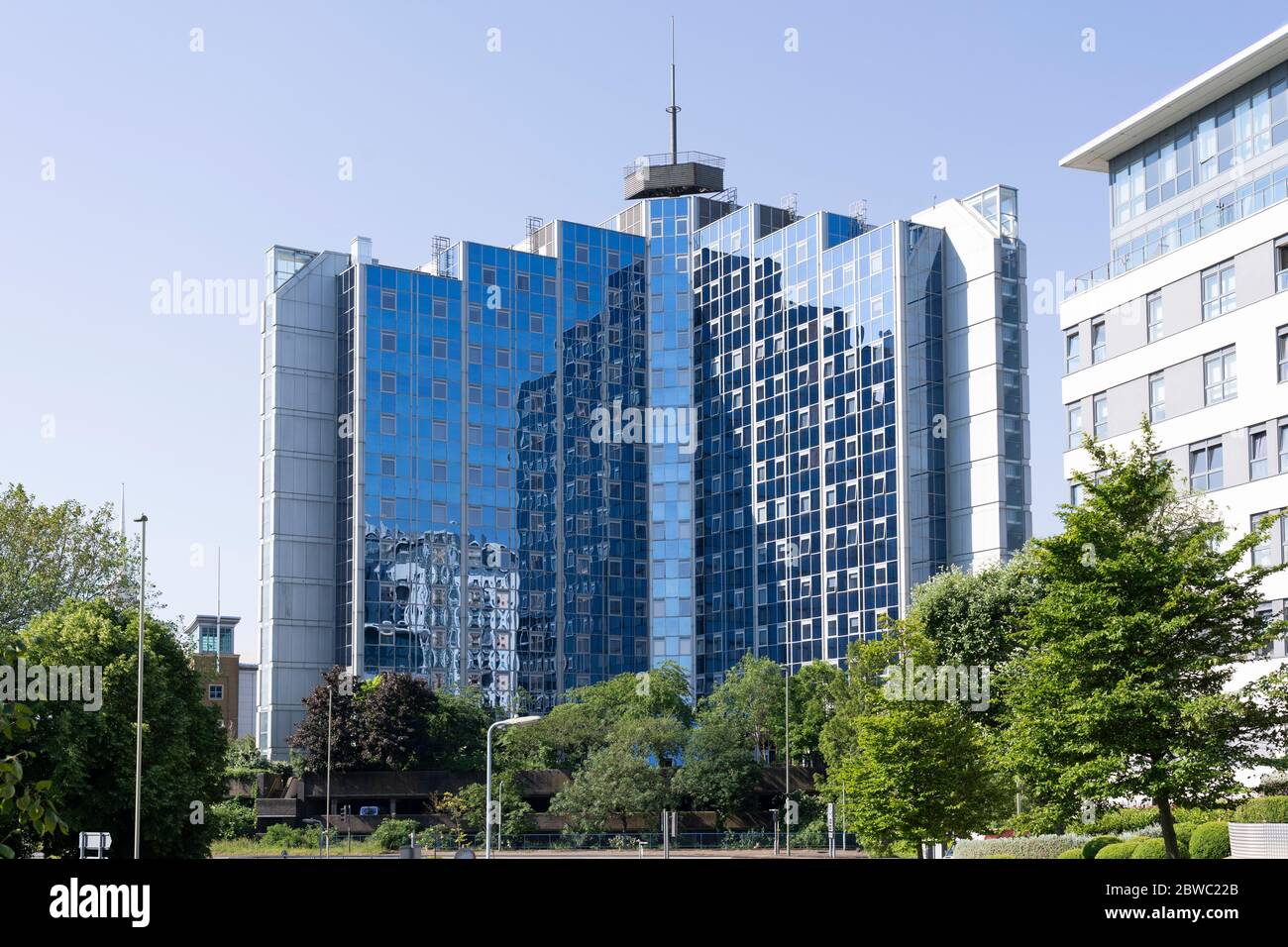 Churchill Place Highrise appartamenti nel centro di Basingstoke, Regno Unito. Tema: Urbano, alloggio, locazione, mercato, alloggio, affitto, affitto, appartamenti Foto Stock