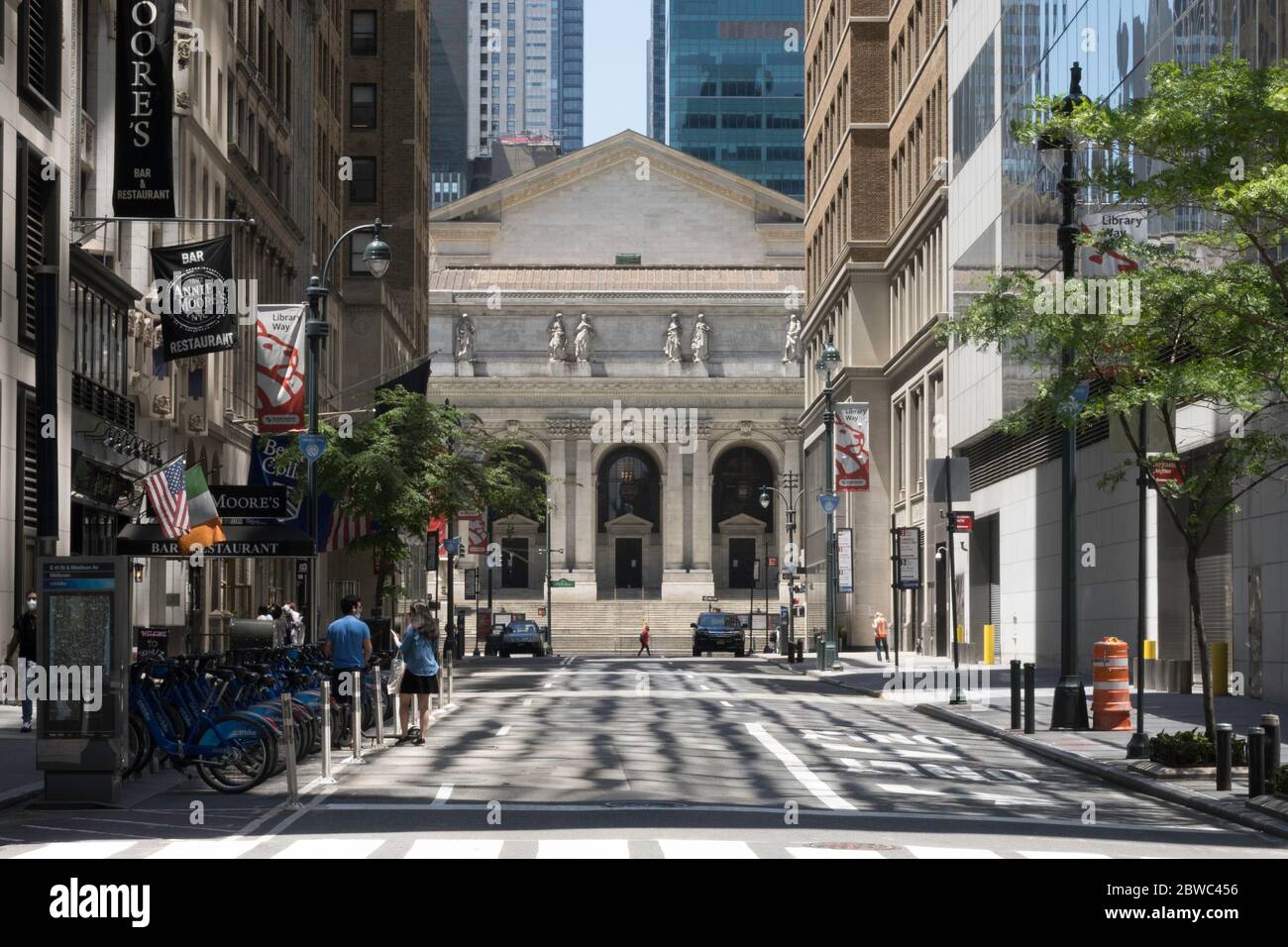 Le strade sono deserte a causa della pandemia COVID-19, maggio 2020, New York City, USA Foto Stock