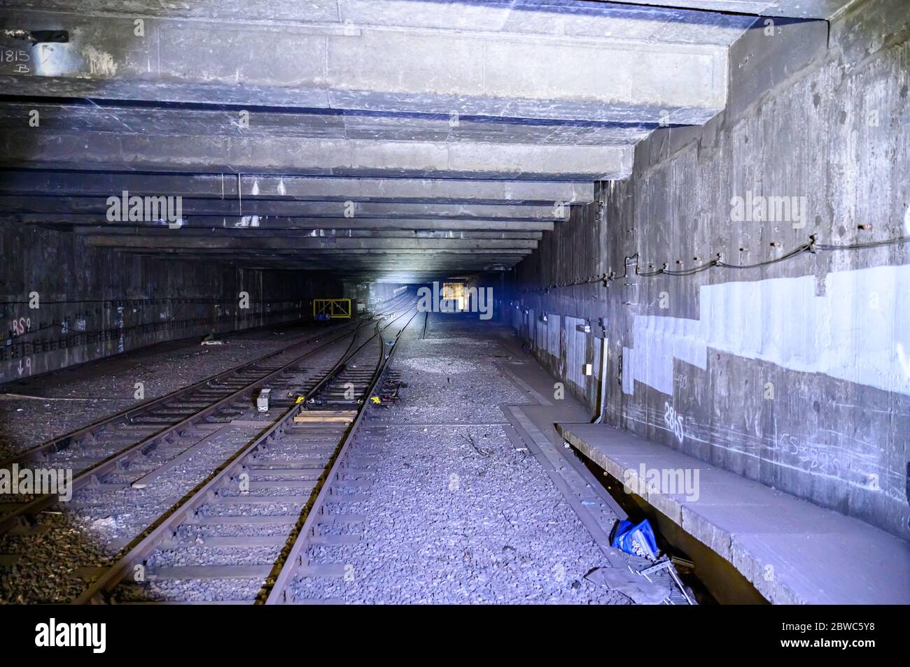 Visita alla stazione della metropolitana di immagini e