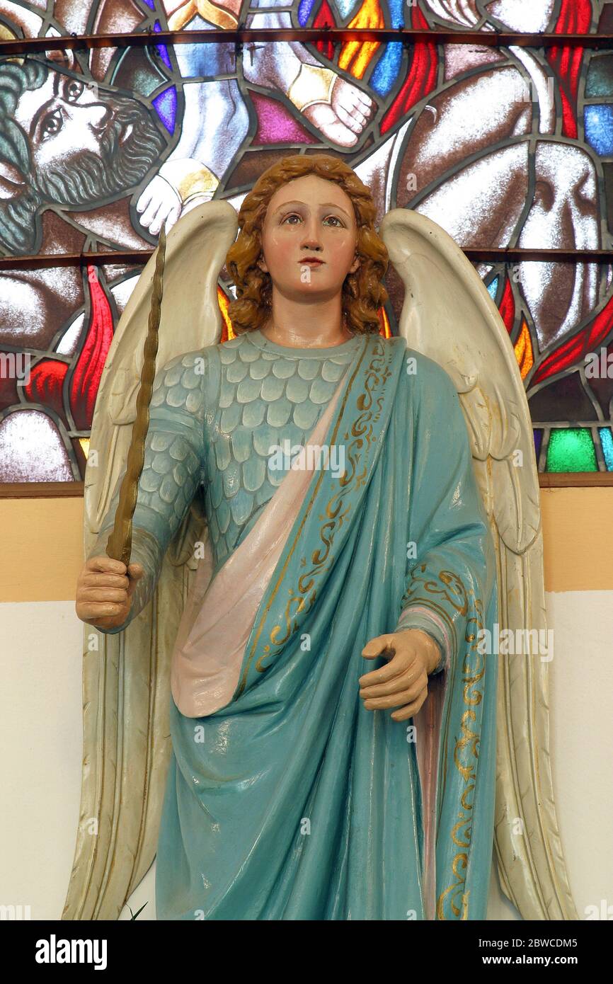 San Michele, statua nella chiesa parrocchiale di San Michele Arcangelo a Mihovljan, Croazia Foto Stock
