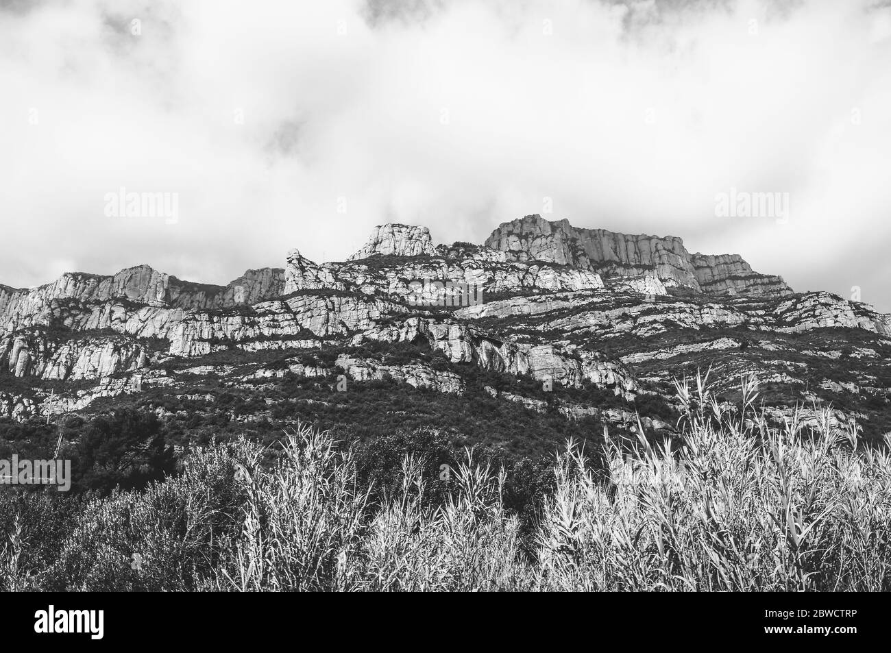 Escursioni nelle montagne di arenaria di Montserrat vicino a Barcellona Foto Stock