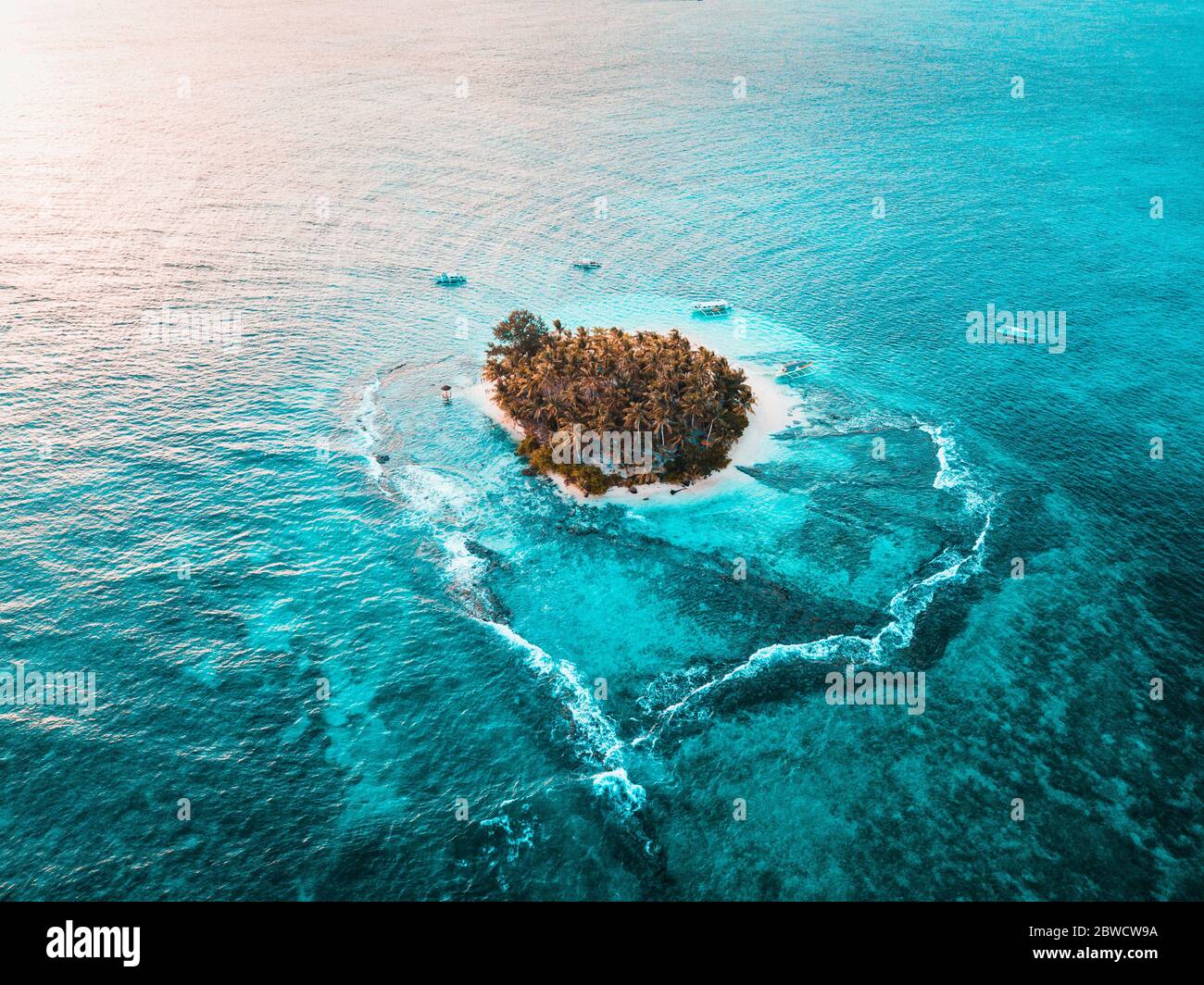 Isola guyam a forma di cuore a Siargao Foto Stock