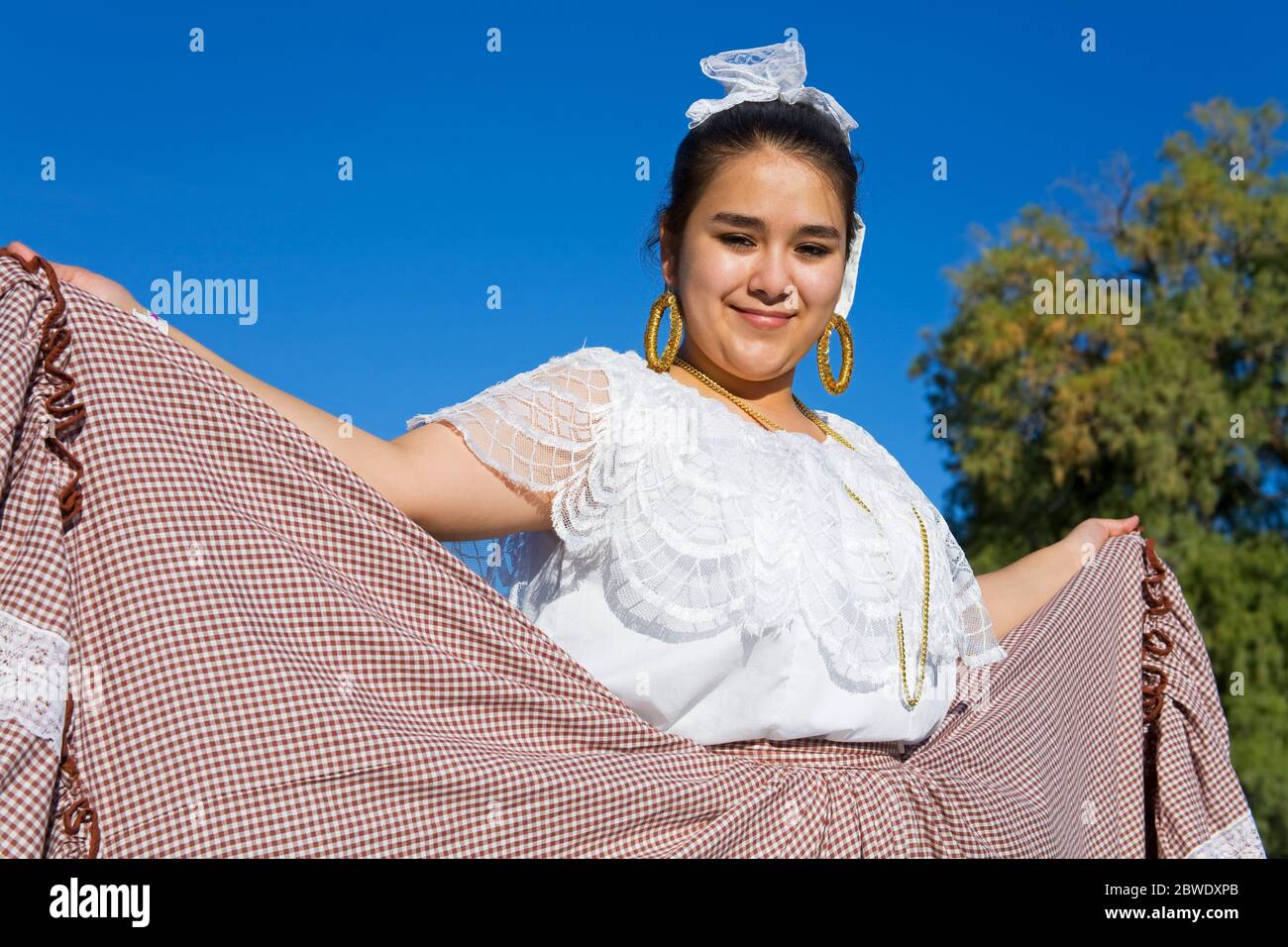 Ballerino di danza folcloristica, Tucson Rodeo Parade, Tucson, Arizona, Stati Uniti d'America Foto Stock