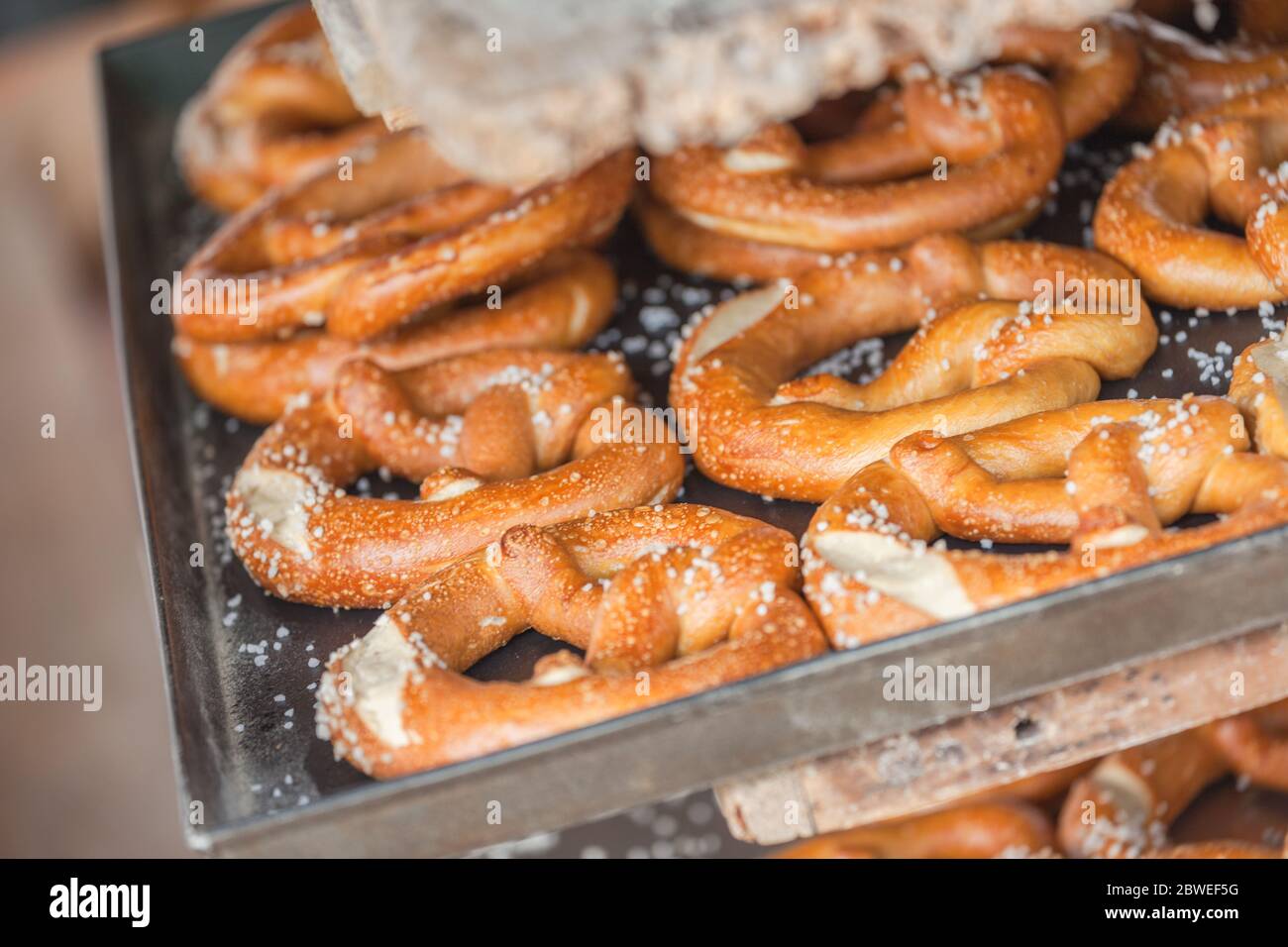 Brettzel, pane tradizionale tedesco Foto Stock