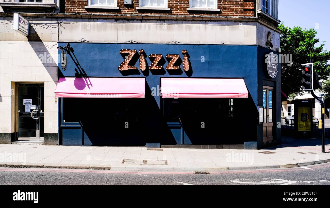 Una filiale di High Street del Ristorante Italiano Zizzi Foto Stock