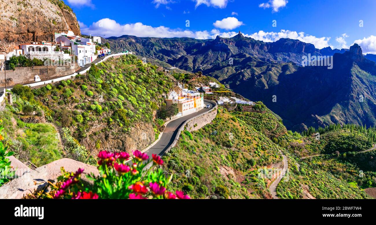 Il più bello e più alto villaggio tradizionale di montagna di Gran Canaria Artenara, Spagna. Foto Stock