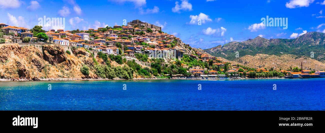 Landmarks della Grecia - panoramica isola di Lesvos. Molyvos (Mythimna) città. Foto Stock