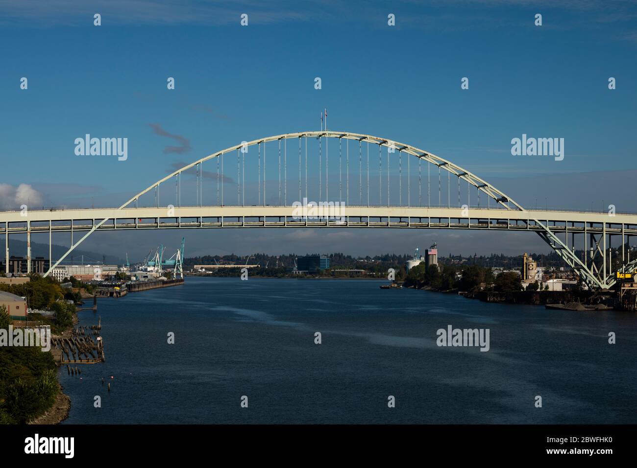 Ponte Fremont sul fiume Willamette, Portland, Oregon, Stati Uniti Foto Stock