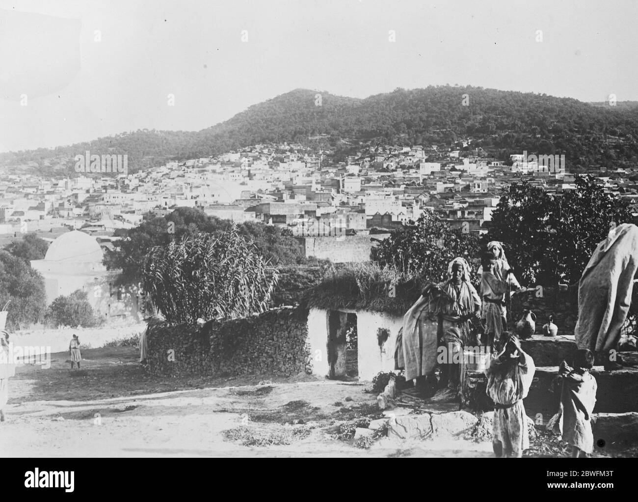 In tempo di pace . Un'affascinante immagine di Ouezzan , in Marocco , dove i francesi stanno per iniziare le operazioni militari . 22 settembre 1925 Foto Stock