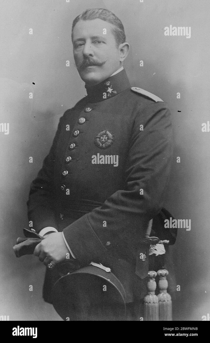 Arrestato il generale spagnolo . Il generale Cavalcanti e 40 ufficiali sono stati arrestati in relazione al complotto riportato per rovesciare il Direttorio militare del generale primo de Riviera . Generale Cavalcanti . 18 novembre 1925 Foto Stock