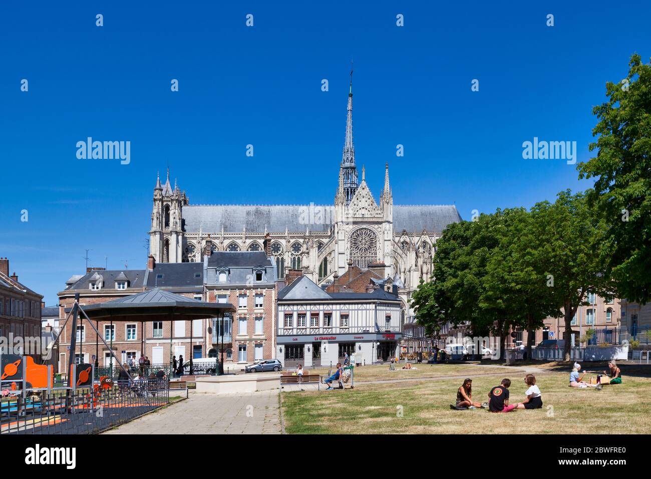 Amiens, Francia - 30 2020 maggio: La Basilica Cattedrale di nostra Signora di Amiens (in francese: Basilique Cathédrale Notre-Dame d'Amiens). Foto Stock