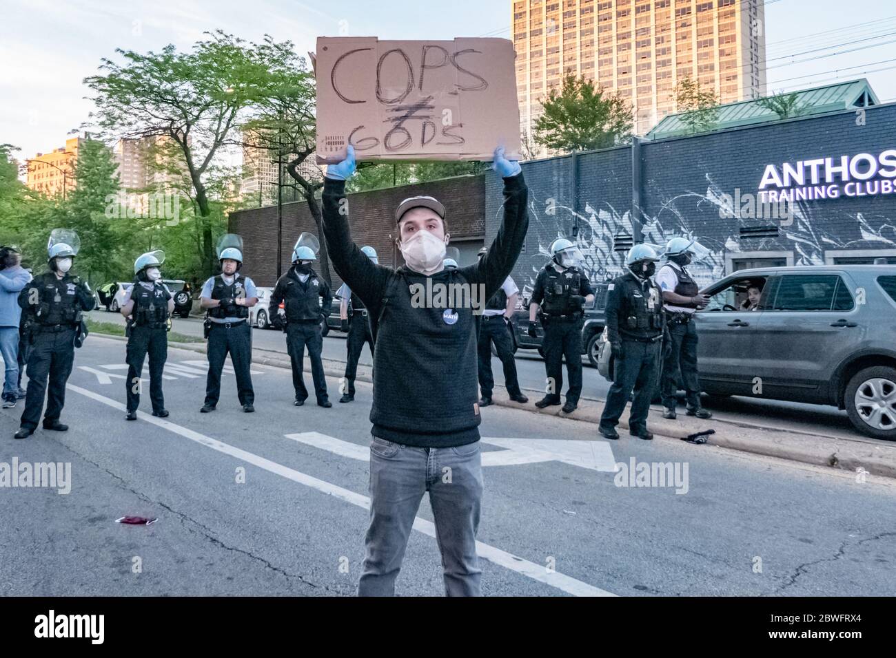 Il quartiere Hyde Park di Chicago mostra proteste pacifiche dopo la morte di George Floyd da parte di un agente di polizia di Minneapolis nel 2020. Foto Stock