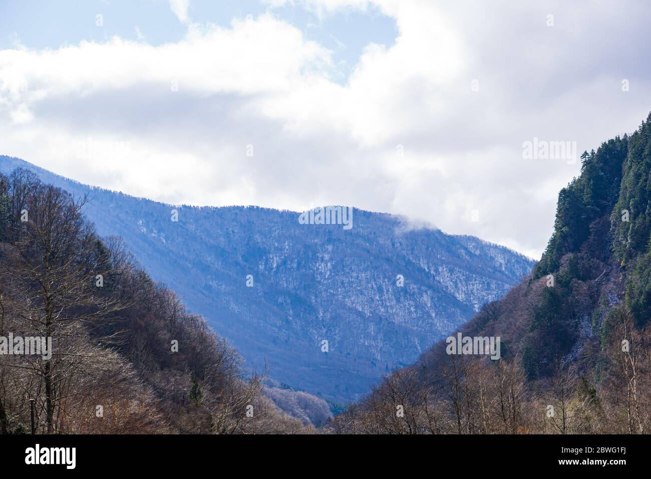 Takayama abbondante di risorse naturali, circondata da paesaggi mozzafiato, splendore scenico in ogni direzione, ognuno con un ambiente distinto. Idil Foto Stock