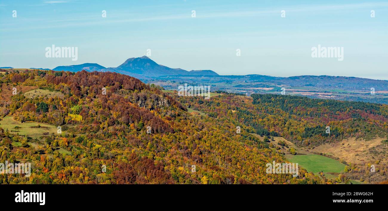 Chaine des Puys vulcanico, Patrimonio dell'Umanità dell'UNESCO, Puy de Dome, Auvergne-Rodano-Alpi, Francia Foto Stock
