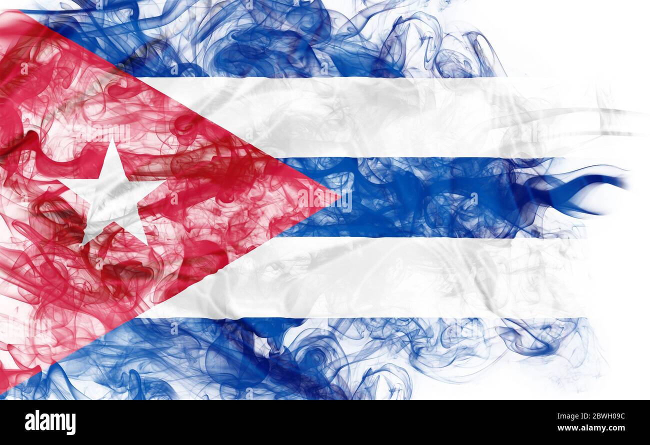 Forma fumata della bandiera nazionale cubana di Cuba isolata su sfondo bianco. Concetto di business di crisi e tensioni commerciali internazionali, dovere di consuetudine Foto Stock