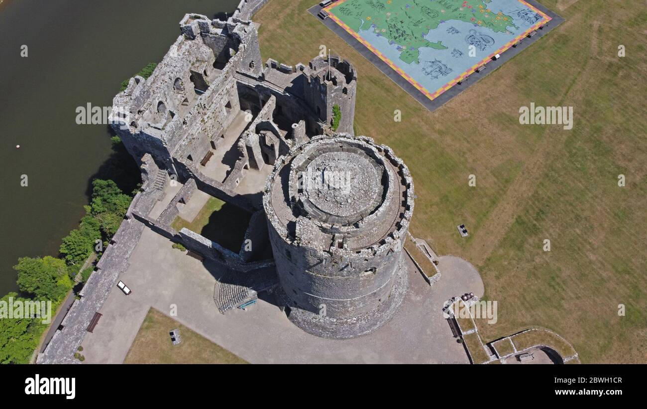 Veduta aerea del Castello di Pembroke, Pembrokeshire Wales UK Foto Stock
