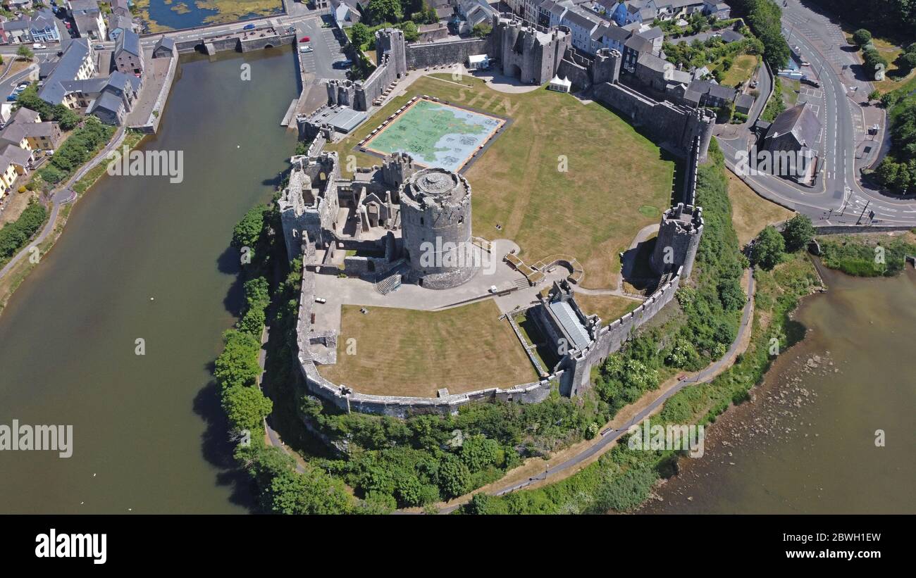 Veduta aerea del Castello di Pembroke, Pembrokeshire Wales UK Foto Stock