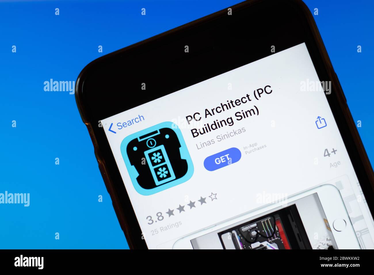 Mosca, Russia - 1 giugno 2020: Primo piano del logo dell'app mobile per PC Architect sullo schermo, editoriale illustrativo. Foto Stock