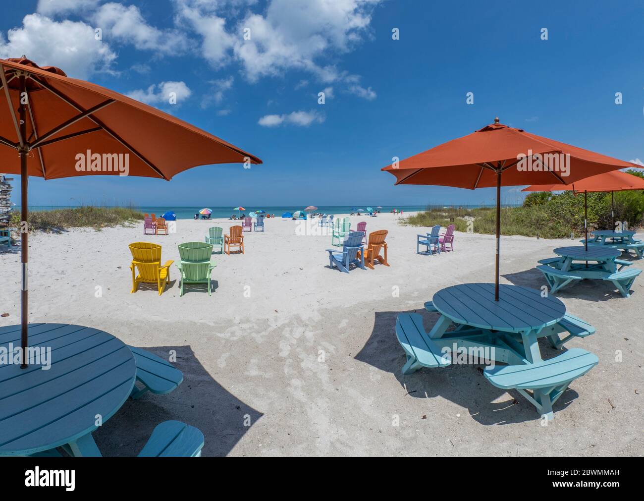 Gulf of Mexico Beach di fronte al South Beach Bar and Grill sull'isola di Gasparilla a Boca Grande Florida negli Stati Uniti Foto Stock