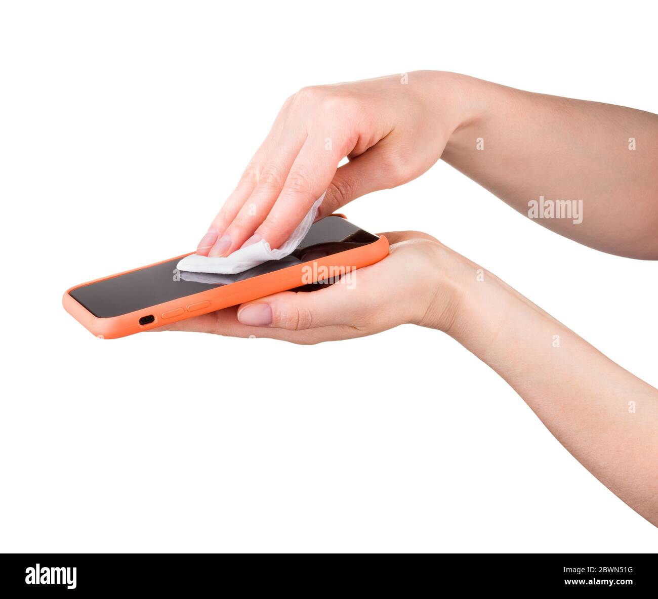 Donna mano telefono cellulare pulito da wet wipe isolato su sfondo bianco Foto Stock