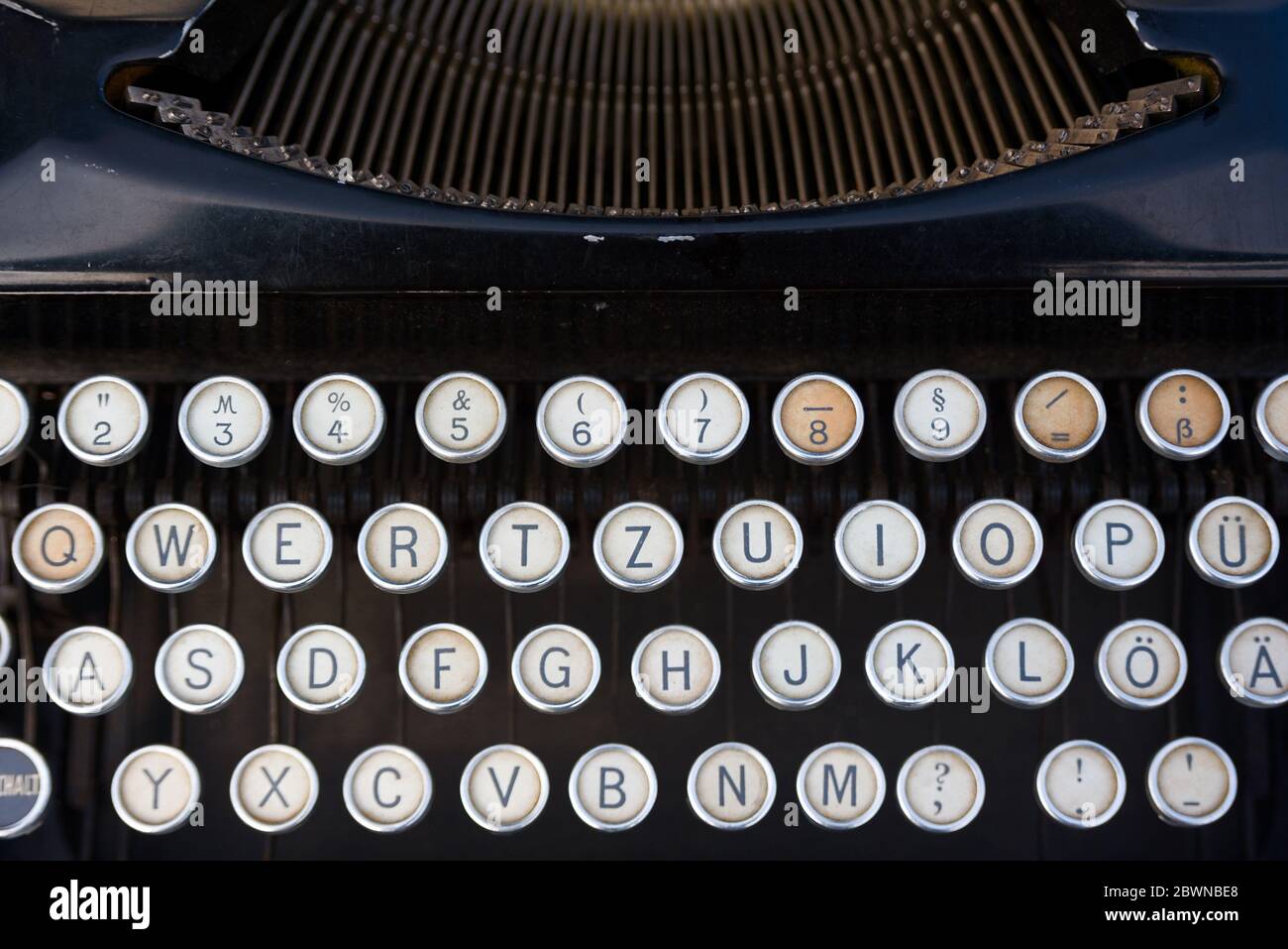 Primo piano della vecchia tastiera per macchine da scrivere Foto Stock