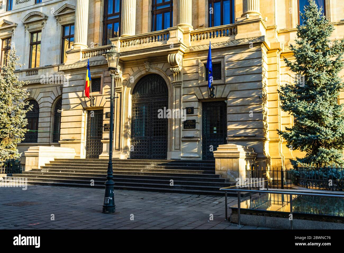 Banca nazionale di Romania (Banca Nationala a Romaniei). BNR è la banca centrale rumena. Sede centrale di BNR a Bucarest, Romania, 2020 Foto Stock