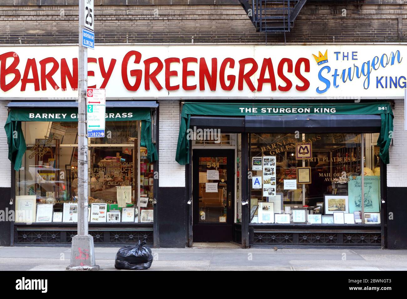 Barney Greengrass, 541 Amsterdam Ave, New York. Foto del negozio di New York di un confortevole bar gastronomico ebraico nel quartiere Upper West Side di Manhattan. Foto Stock