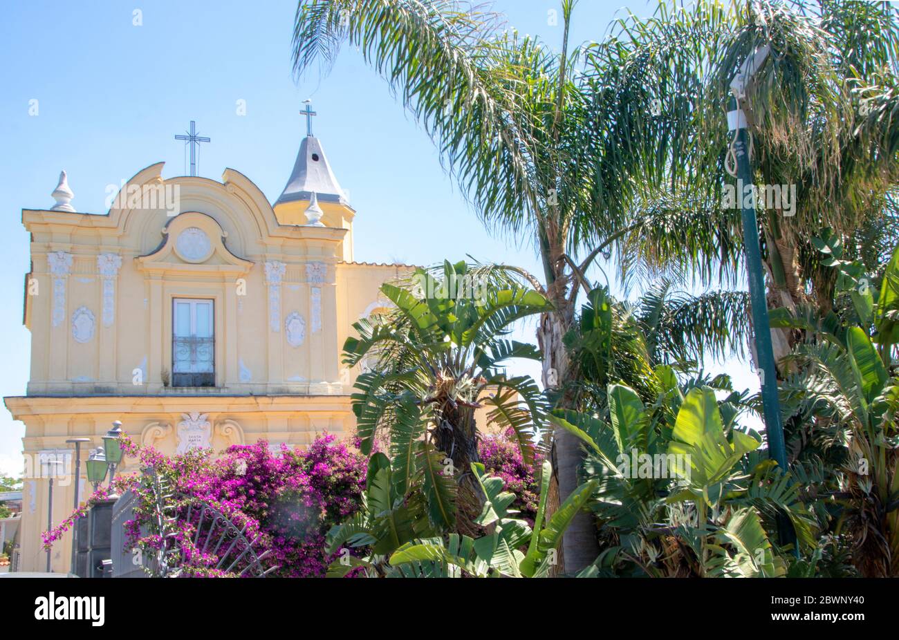 A Napoli - Italia - il 06/01/2020 - la chiesetta della Madonna del Faro a Marechiaro Foto Stock