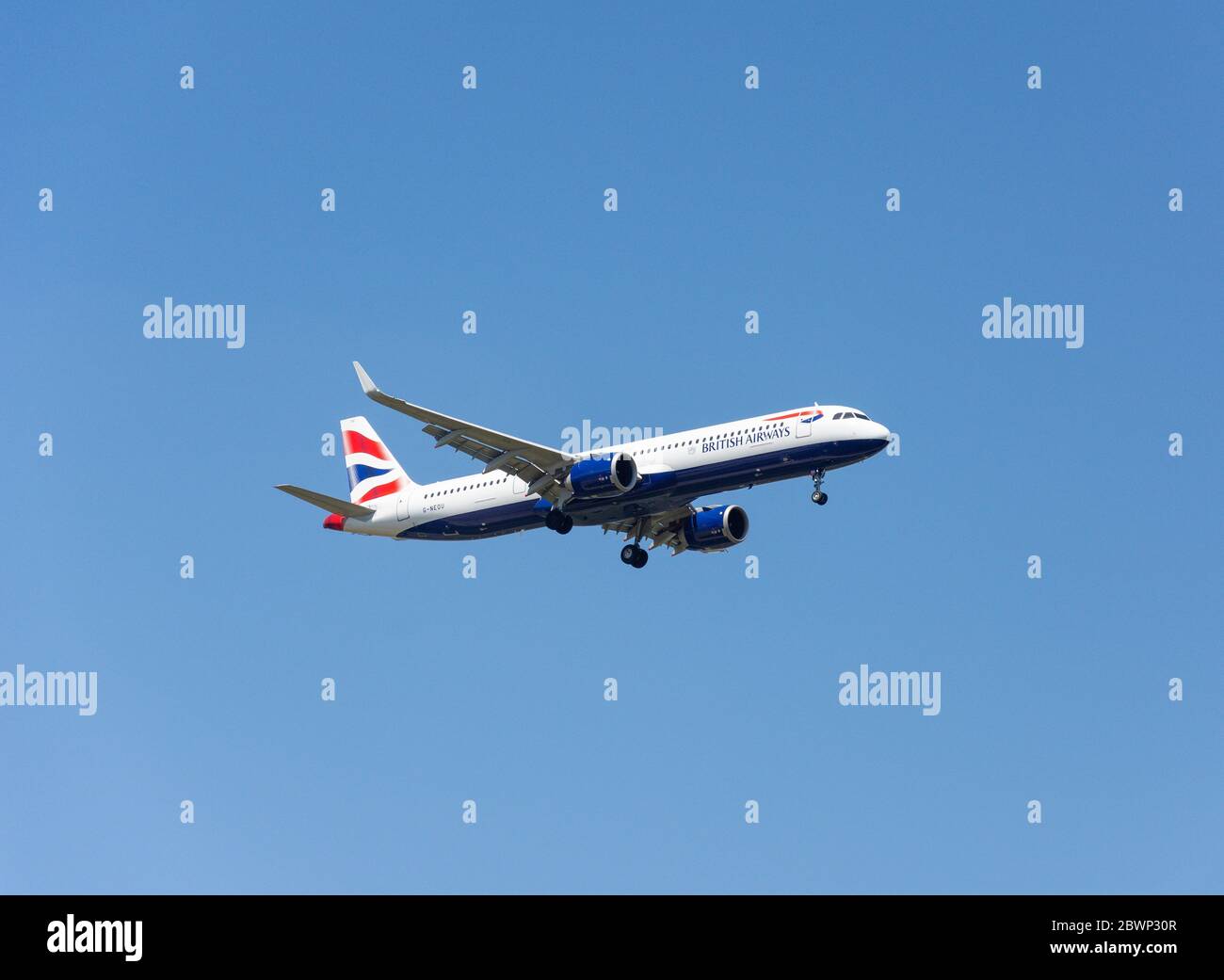 British Airways A321-251NX atterrano all'aeroporto di Heathrow, London Borough of Hillingdon, Greater London, England, Regno Unito Foto Stock