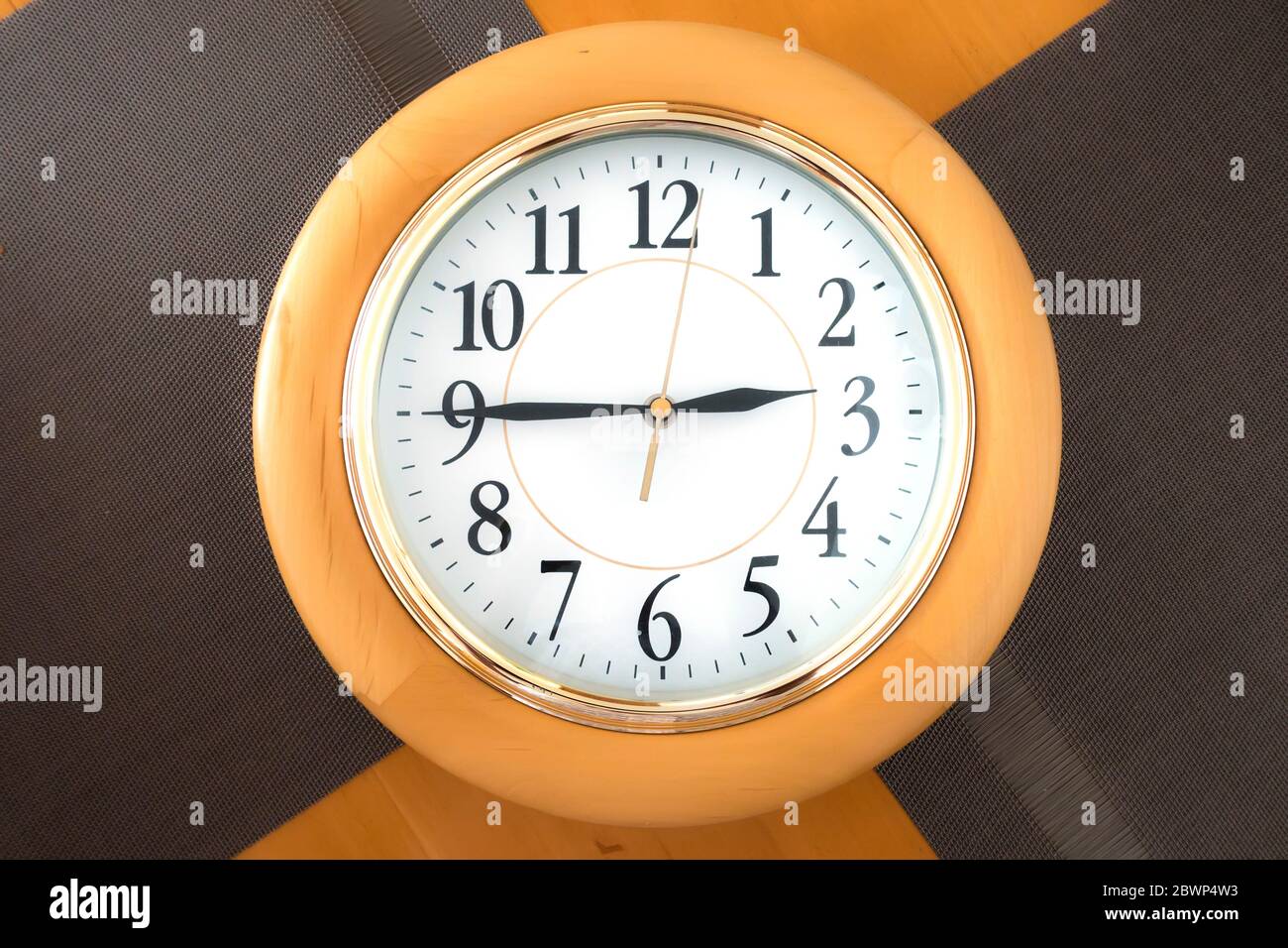 Quarantadue minuti immagini e fotografie stock ad alta risoluzione - Alamy