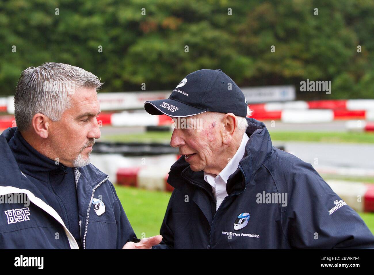 Paul Hollywood, la star della "Great British BBC Bake Off", inaugura quest'anno la Henry Surtees Challenge a Buckmore Park, Kent, Regno Unito. 28.09.2014 Foto Stock