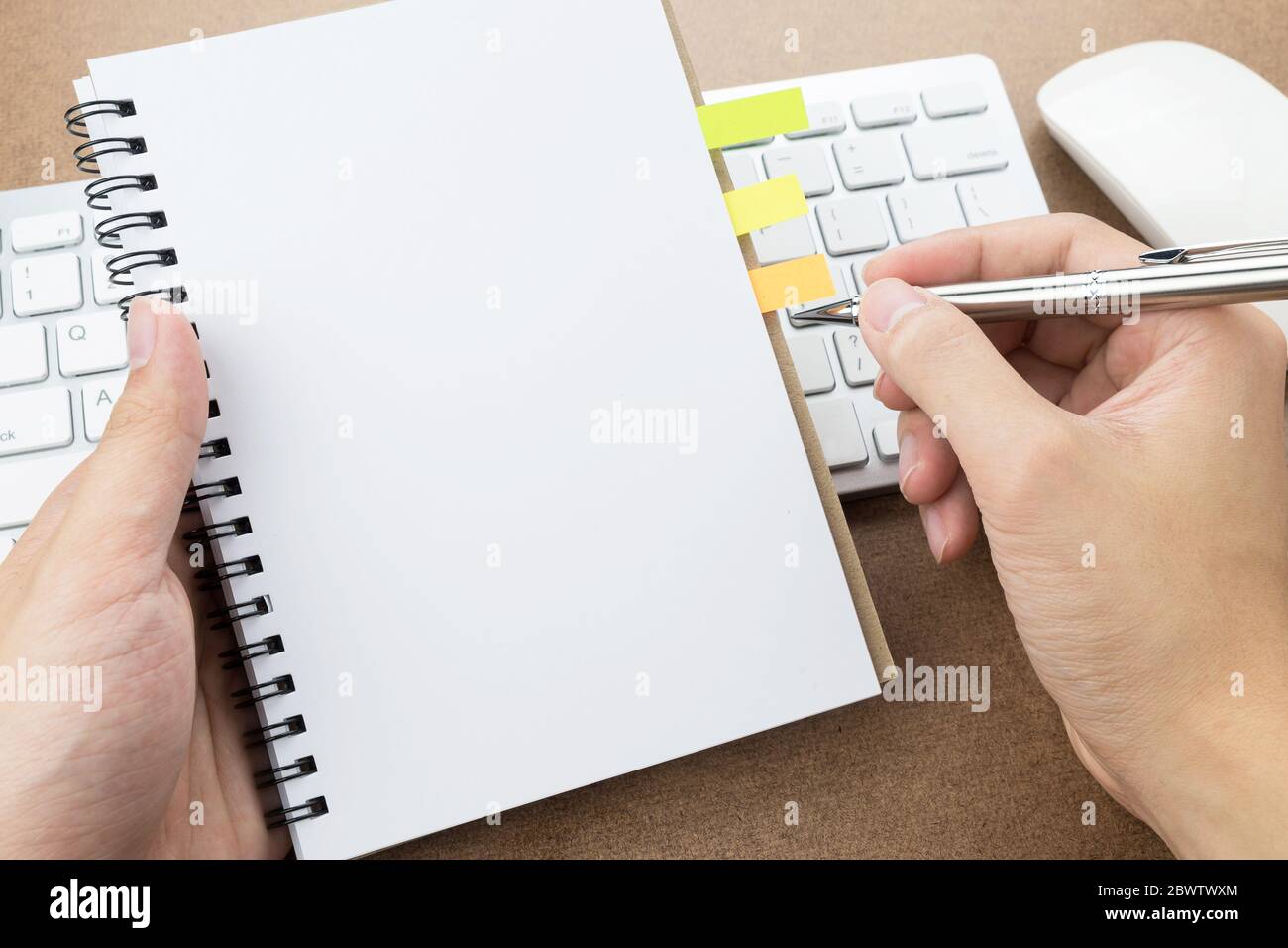 L'uomo prenderà nota. Foto Stock